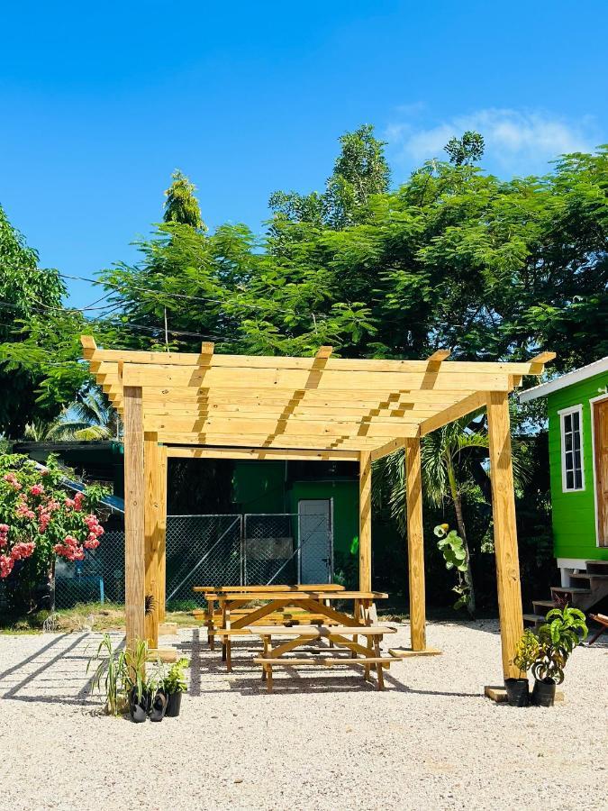 The Placencia Inn Экстерьер фото